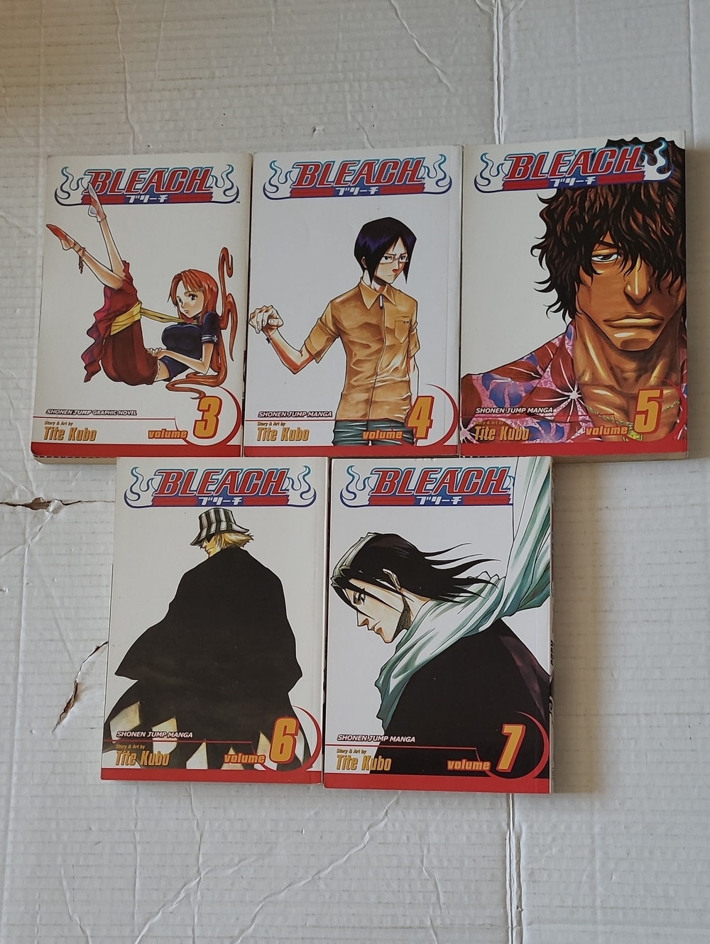 Bleach Manga Volumes 3-7 by Tite Kubo – White Spine Box Set